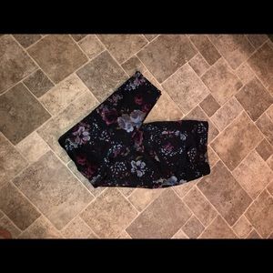 Women’s Dark Floral Stretch Jeans 16w-18w